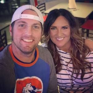 Meet your Posher, Denver robin